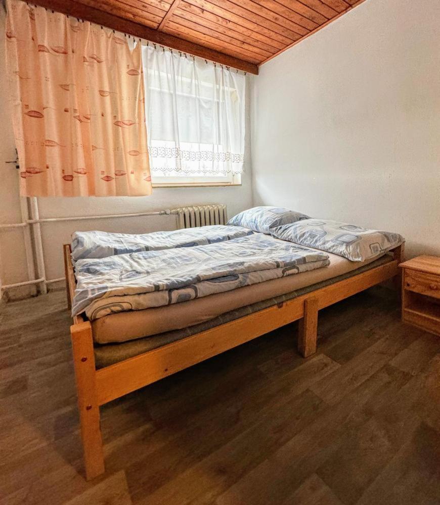 Horska Chata Severka Dolni Lomna Exterior photo